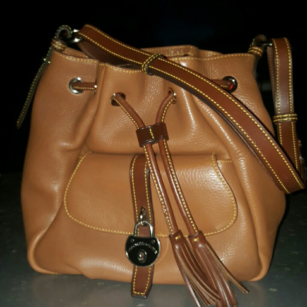Dooney & Bourke